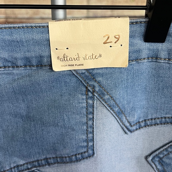 Altar’d State High Rise Flare Star Jeans NWT Size 29 - Picture 7 of 7